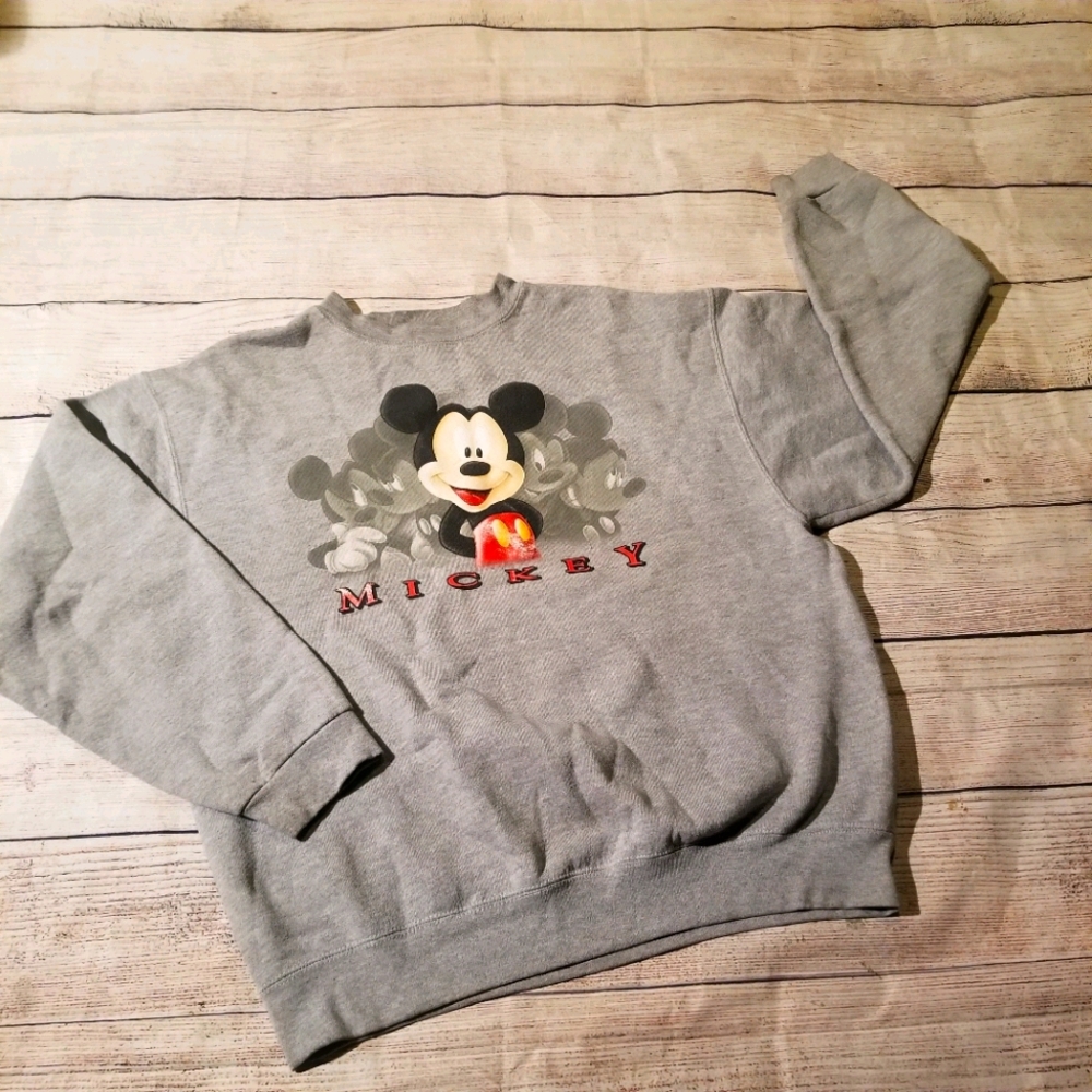 Mickey Mouse nuff said but also cute Disneyland trip comfy cozy size small